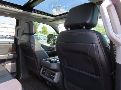 2025 Ford F-350SD Lariat DRW