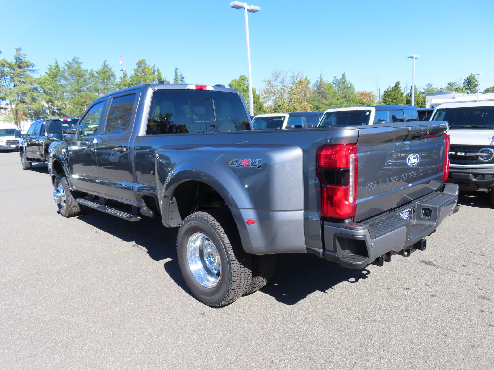 2027 Ford F-350SD STX 620A DRW