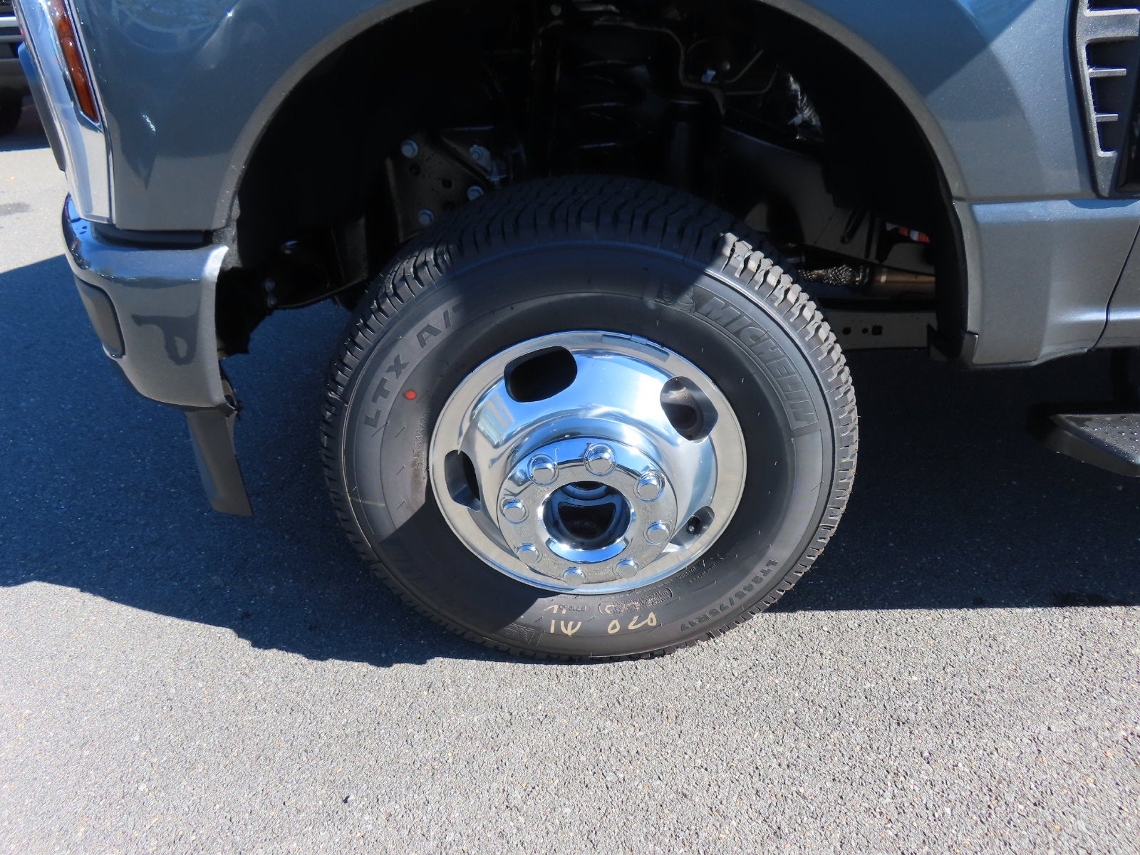 2027 Ford F-350SD STX 620A DRW