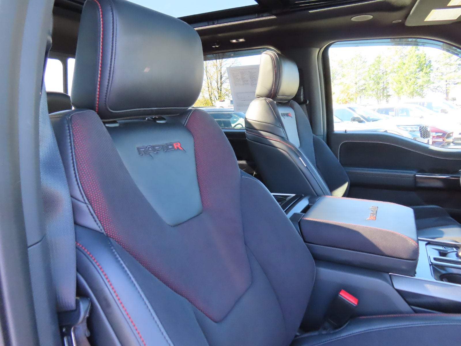 2025 Ford F-150 Raptor R