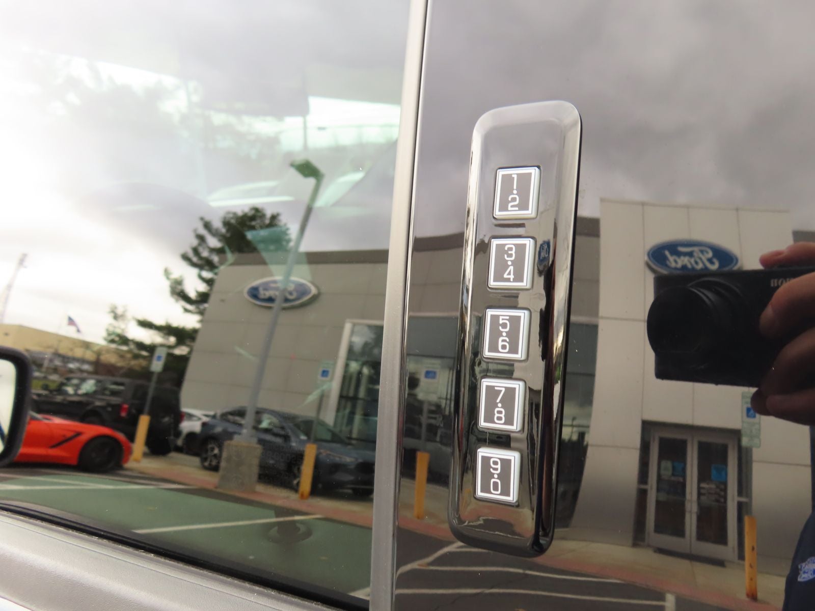 2024 Ford F-150 Raptor R