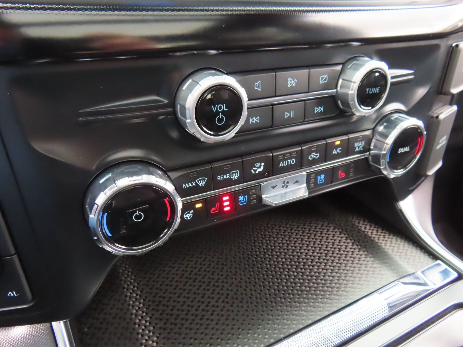 2024 Ford F-150 Raptor R