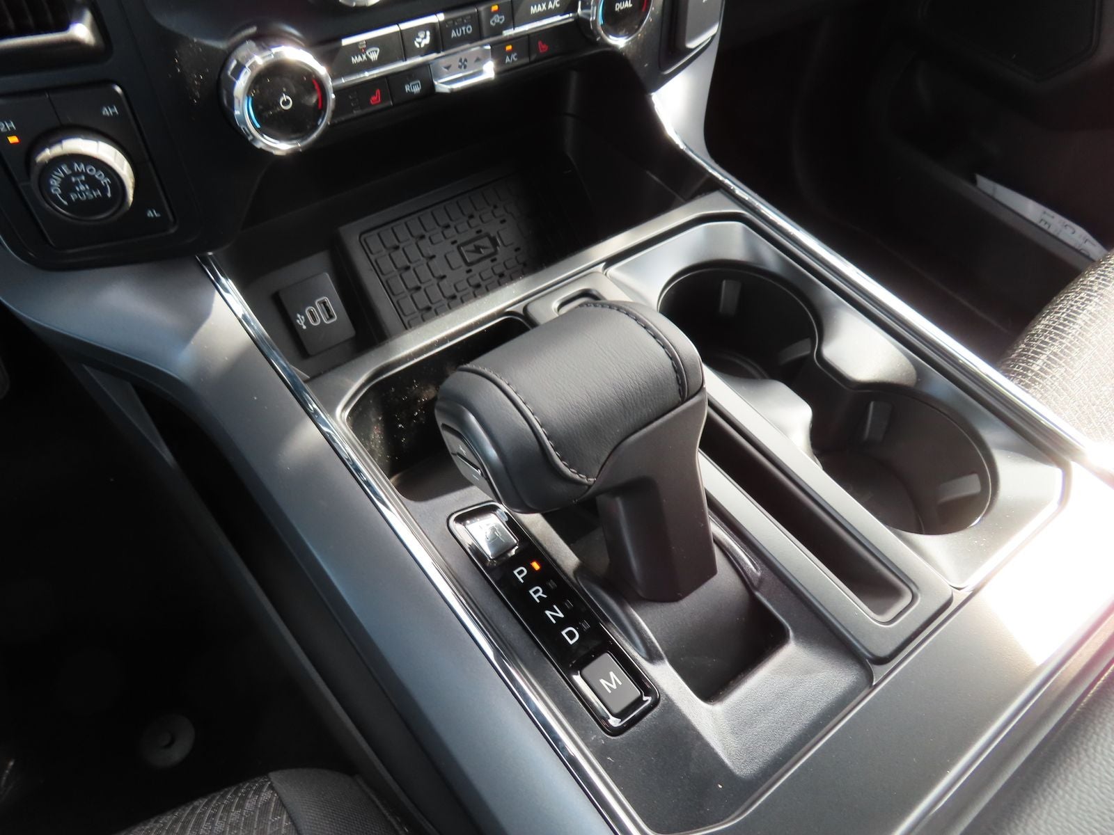 2026 Ford F-150 XLT 302A Hybrid