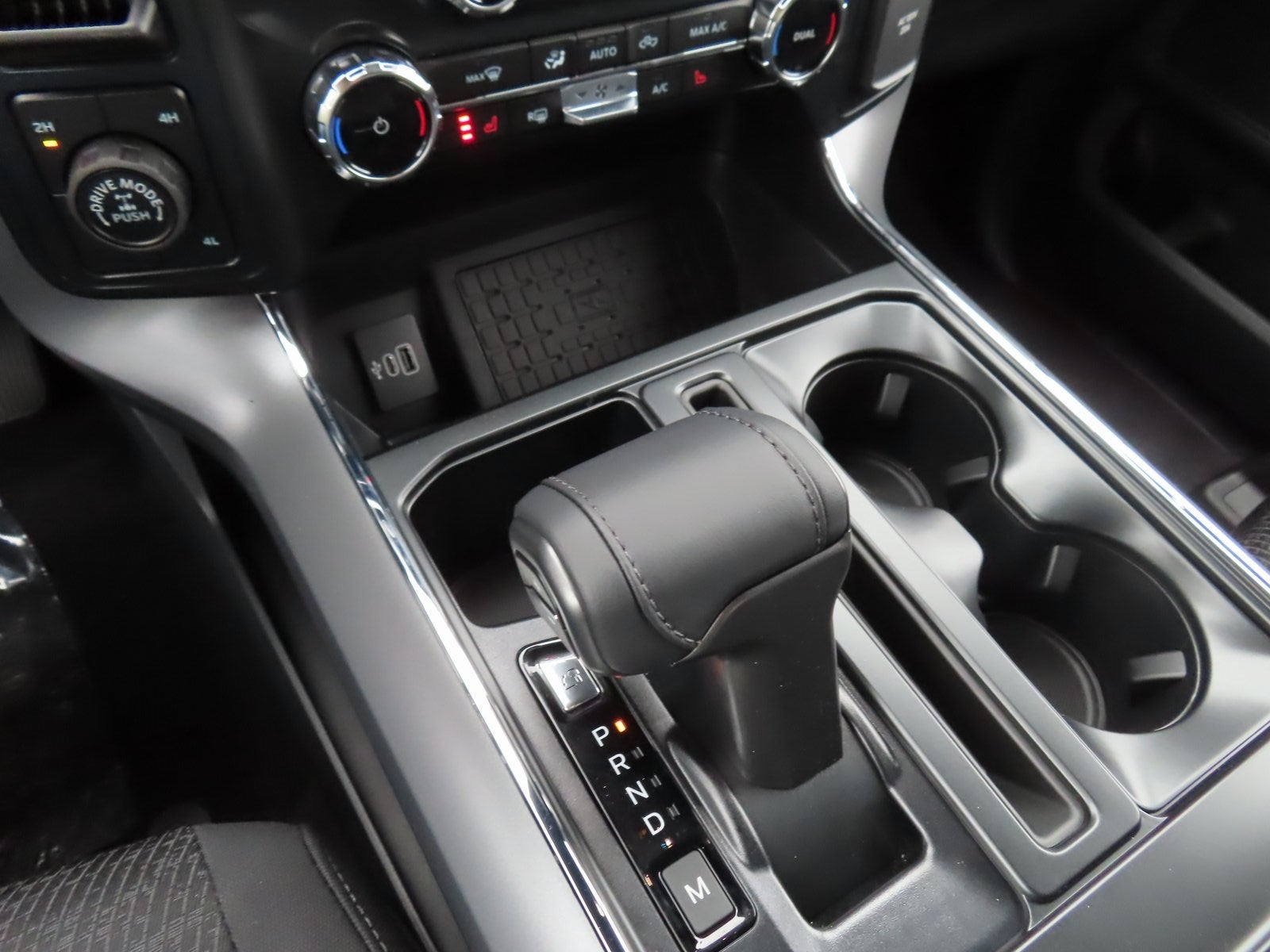 2026 Ford F-150 XLT 302A Hybrid