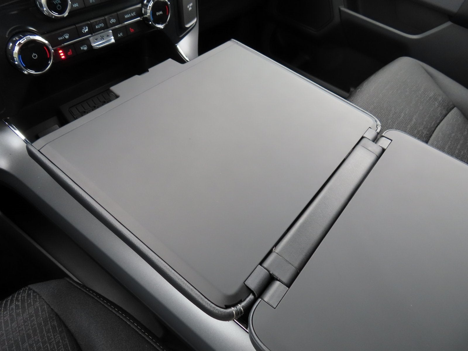 2026 Ford F-150 XLT 302A Hybrid