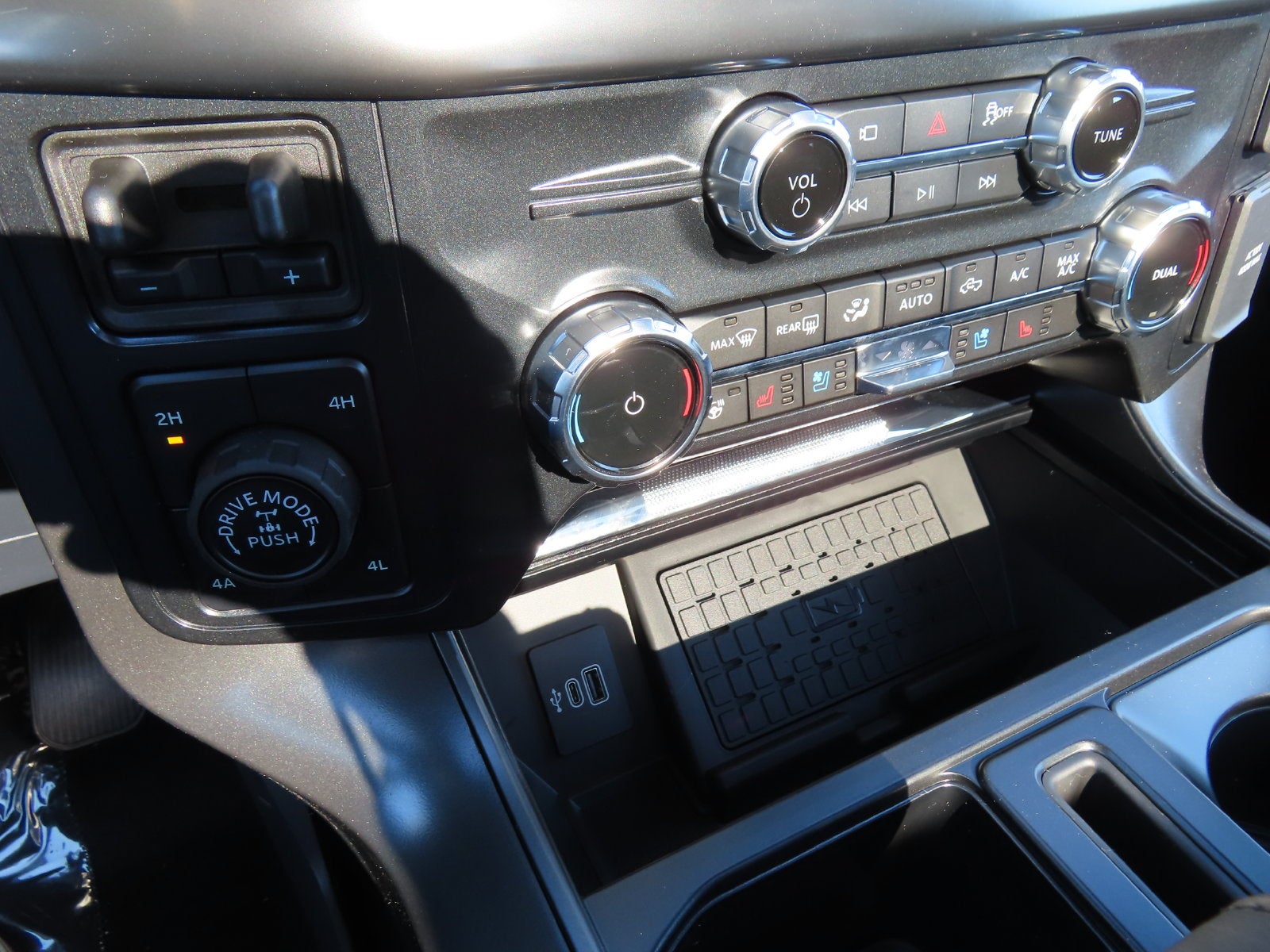 2026 Ford F-150 Lariat 502A