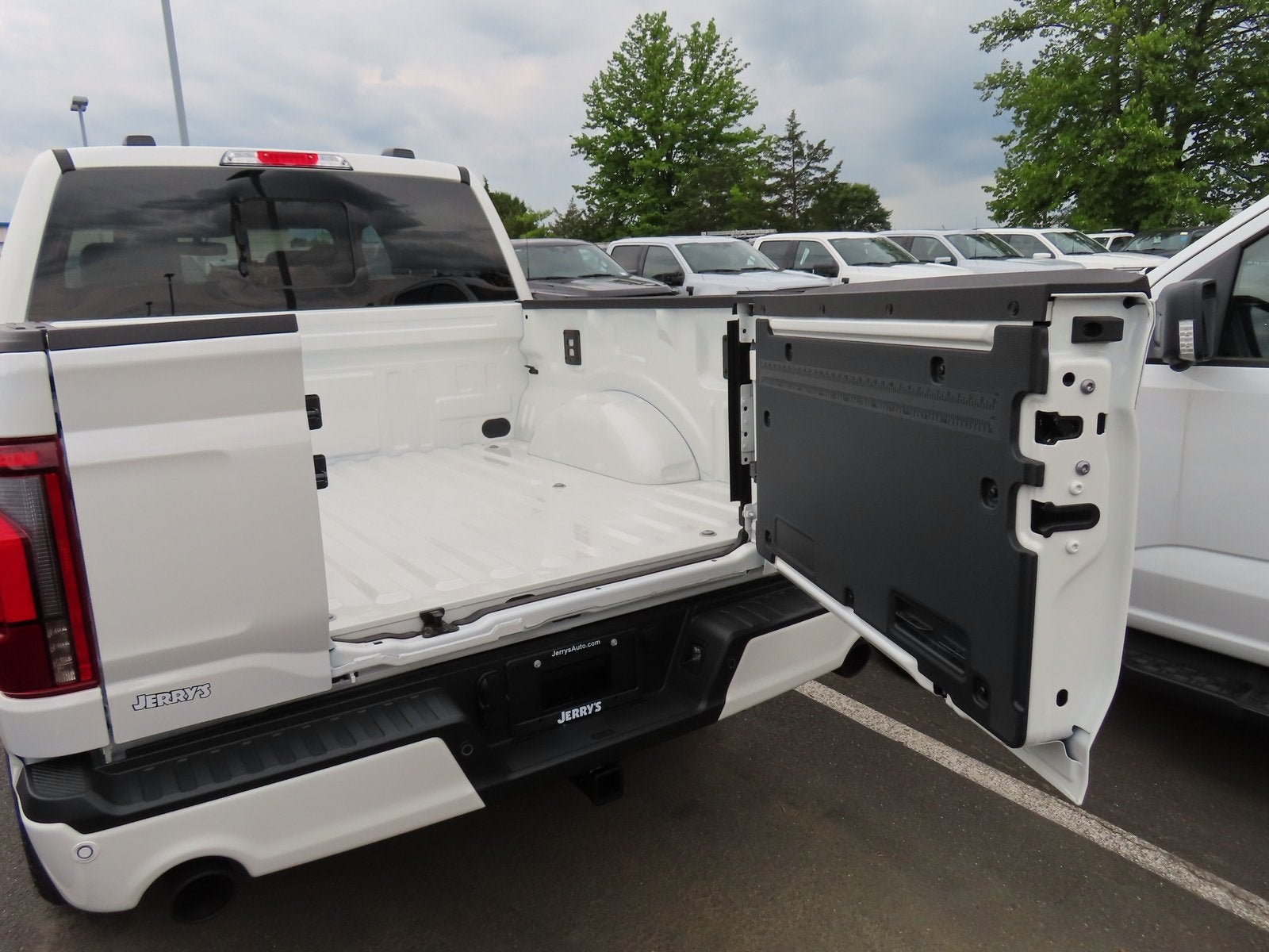 2025 Ford F-150 Lariat 502A Hybrid