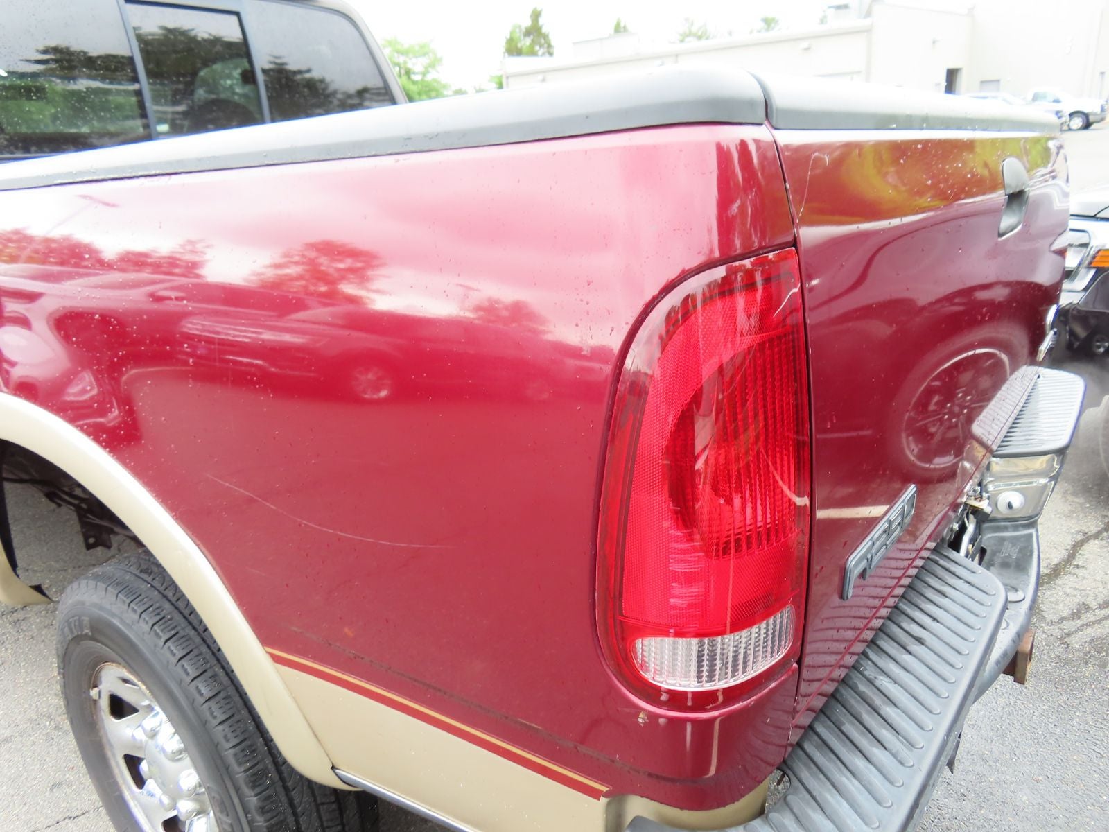 1999 Ford F-250SD Lariat