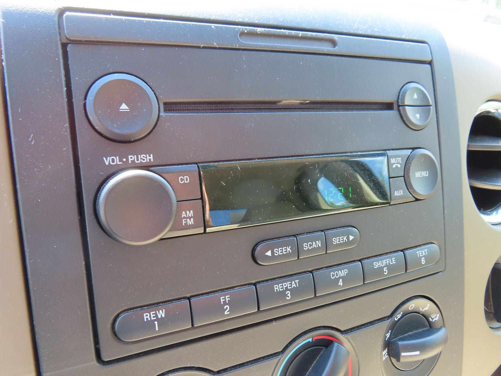 2005 Ford F-150 Base