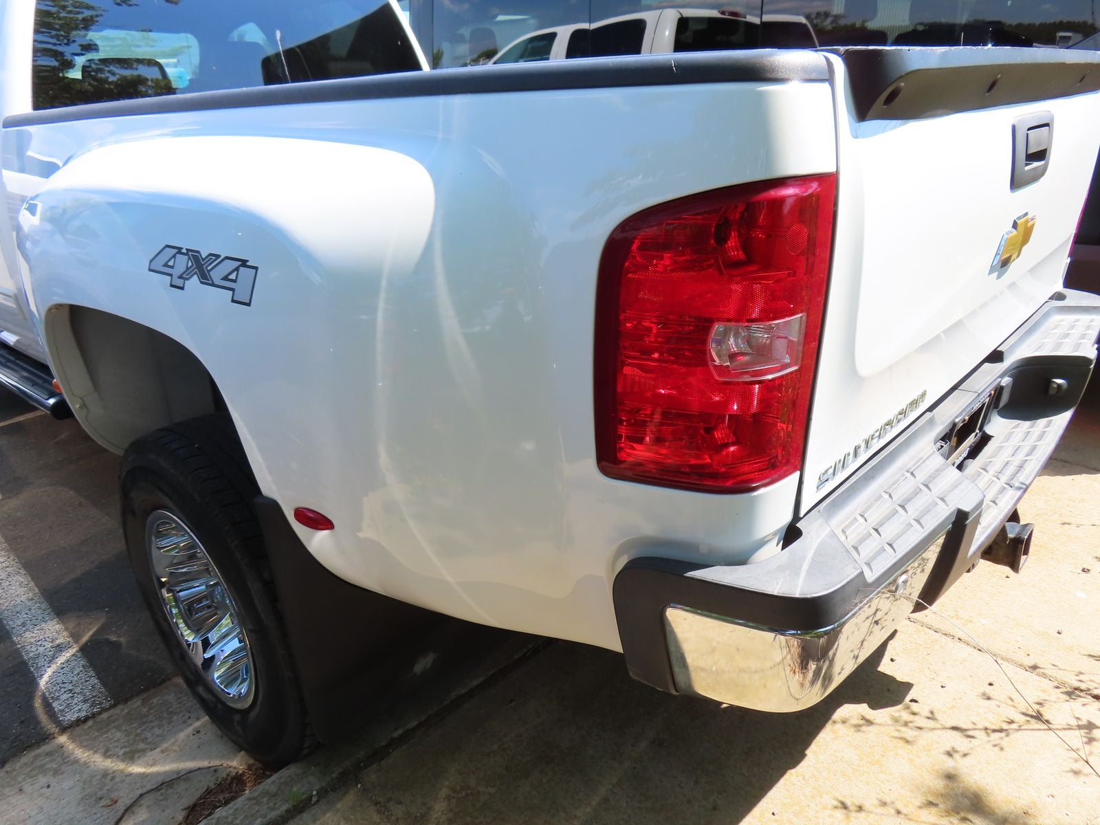 2011 Chevrolet Silverado 3500HD LTZ DRW