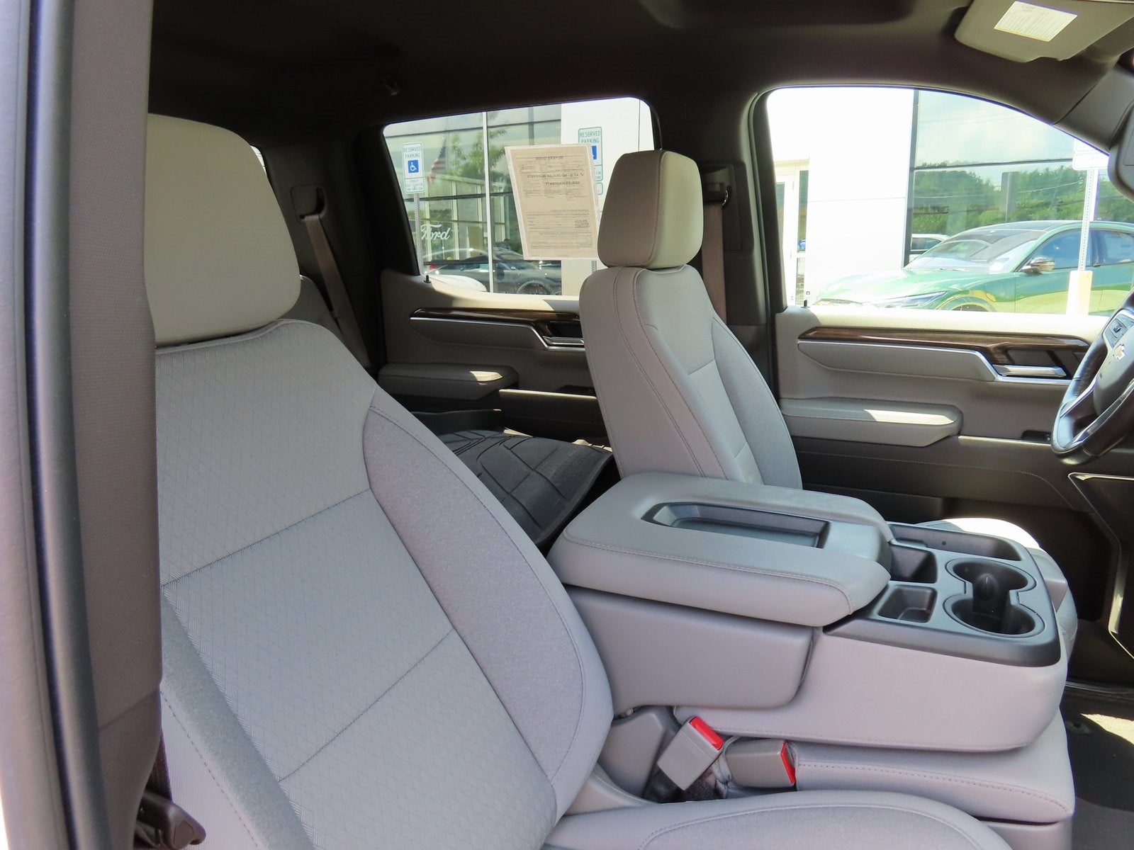 2023 Chevrolet Silverado 1500 LT LT1