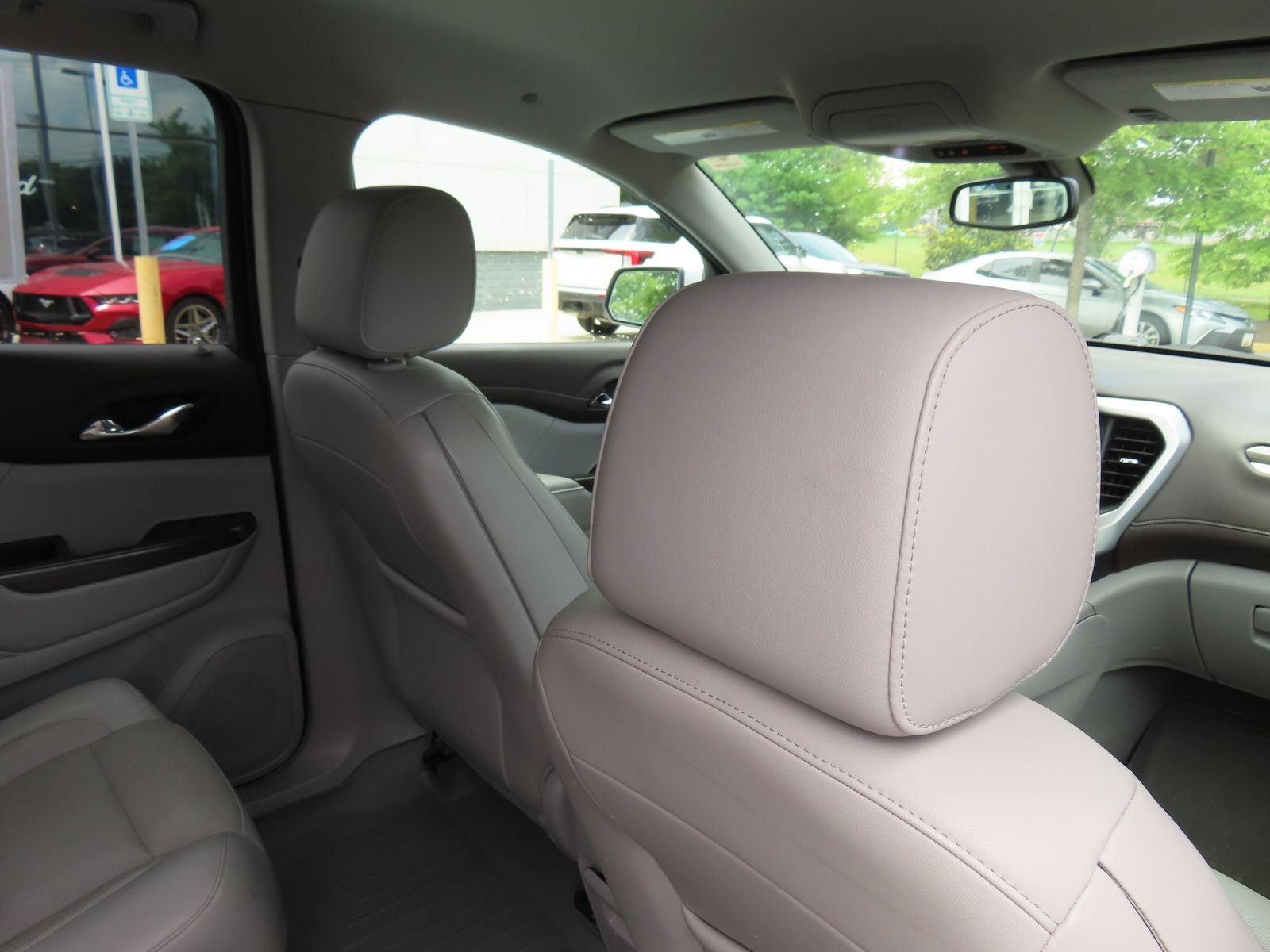 2019 GMC Acadia SLT-1