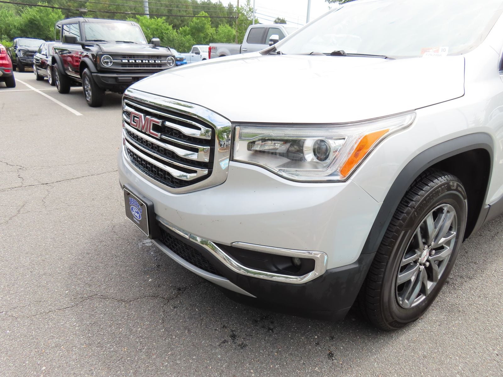 2019 GMC Acadia SLT-1