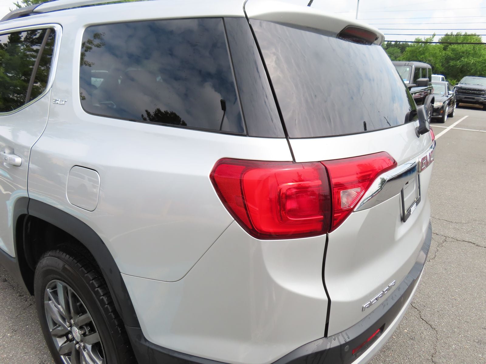 2019 GMC Acadia SLT-1