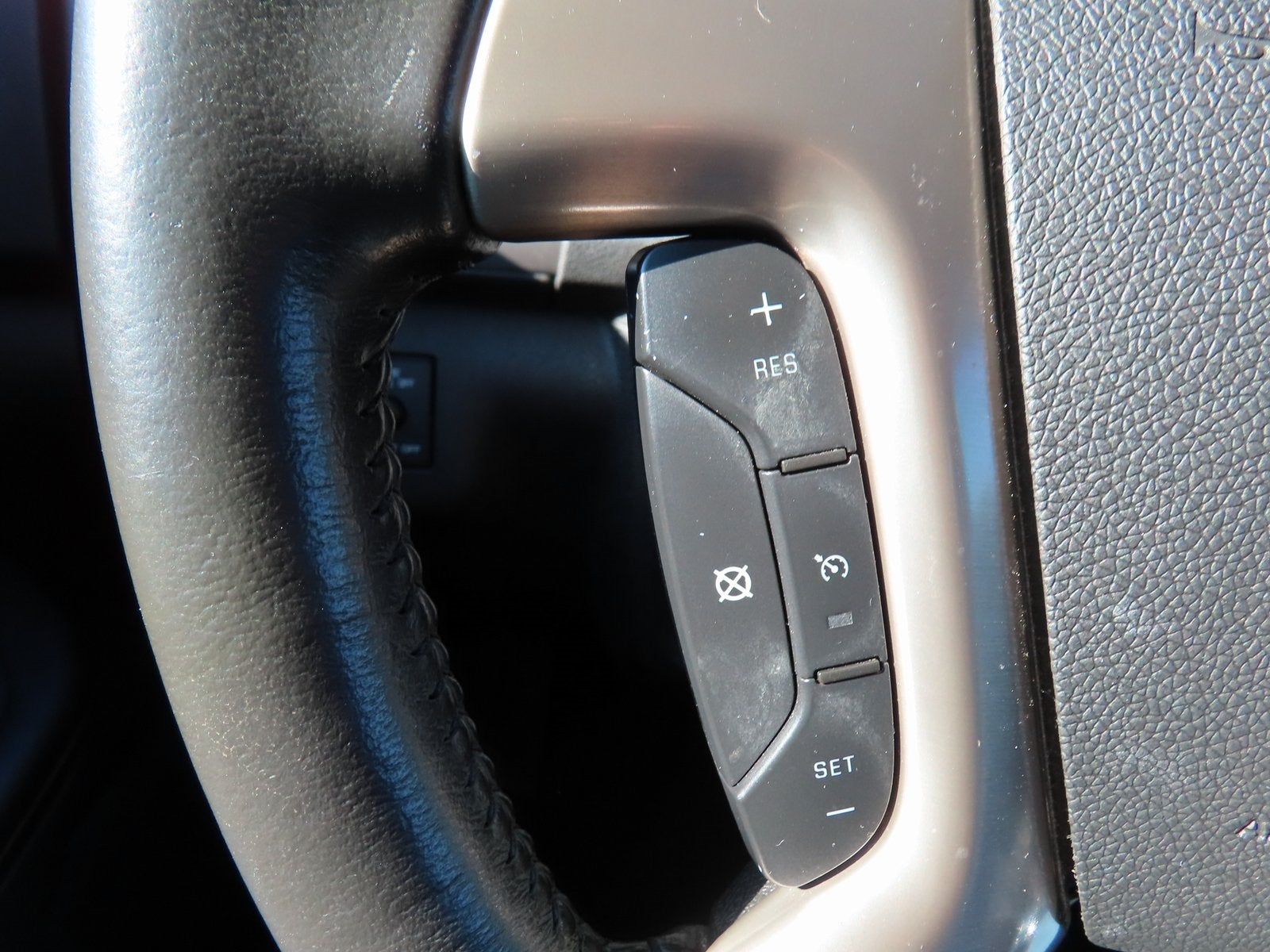 2014 GMC Acadia Denali