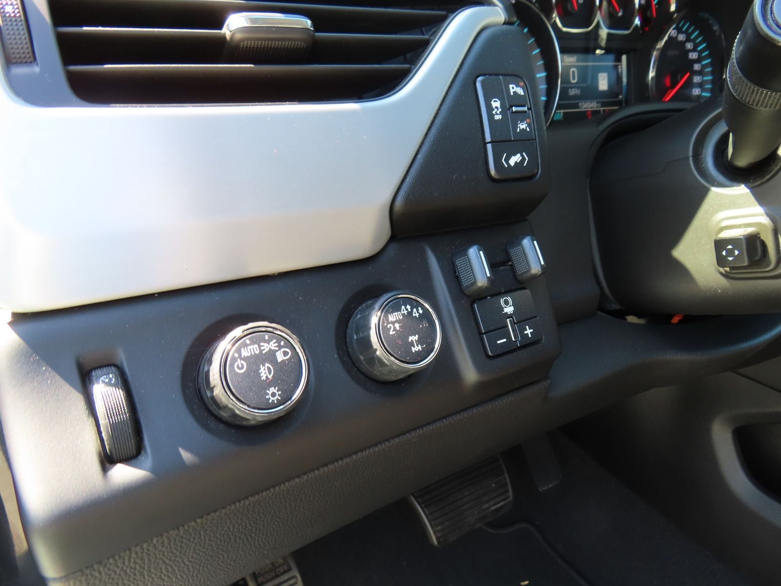 2020 GMC Yukon XL SLT