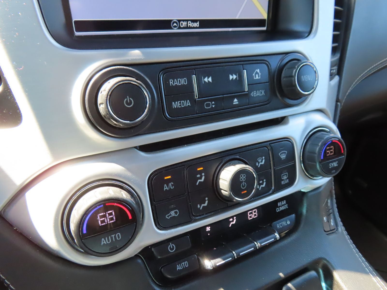2020 GMC Yukon XL SLT