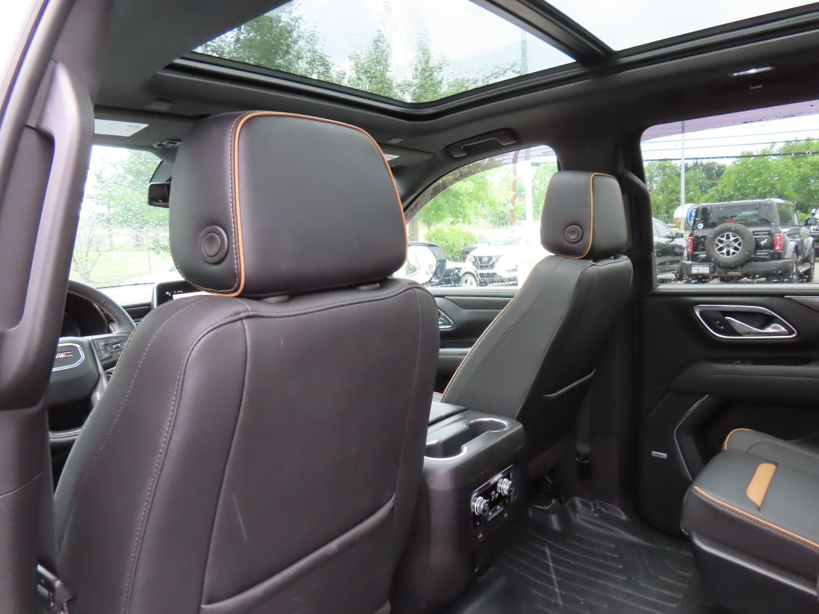 2024 GMC Yukon XL AT4
