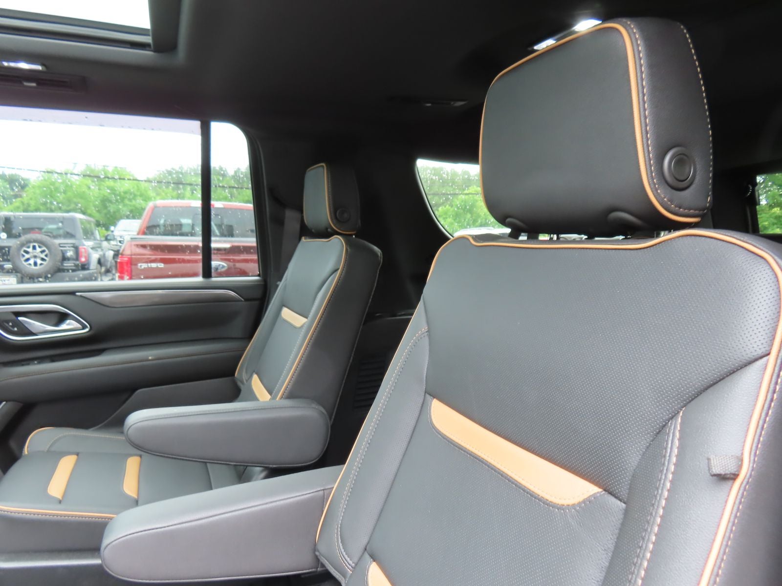 2024 GMC Yukon XL AT4