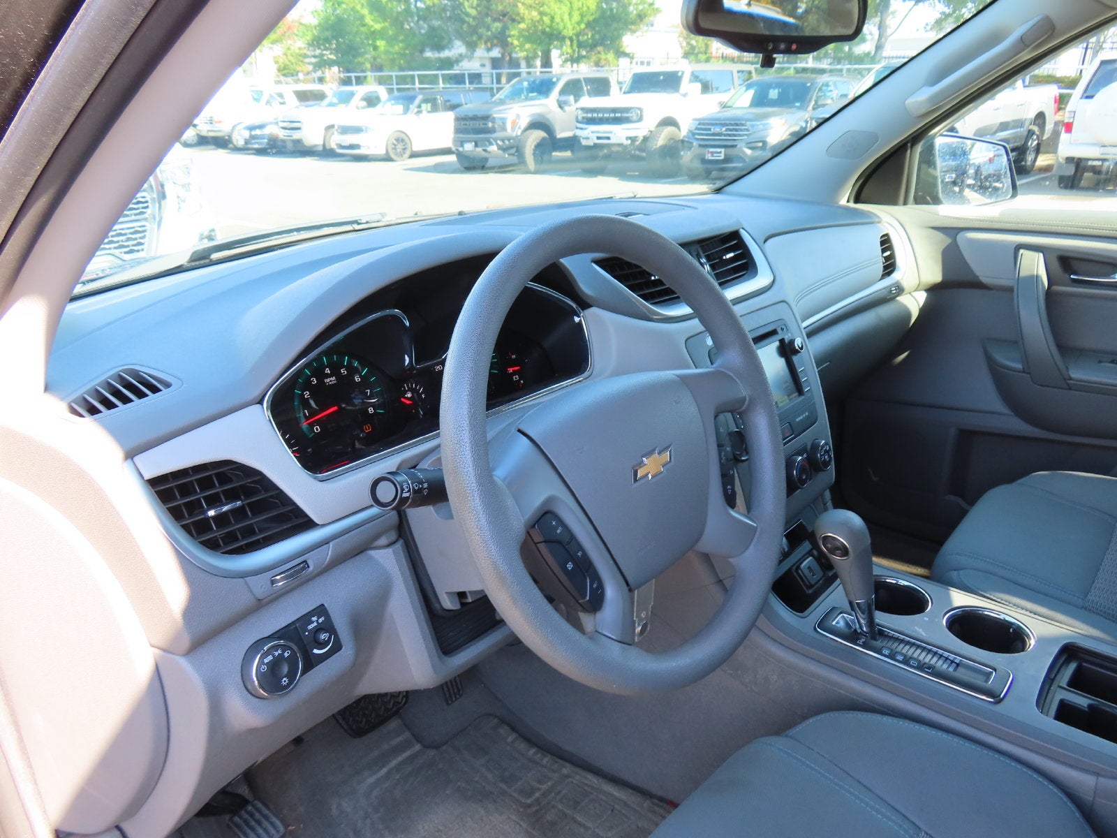 2017 Chevrolet Traverse LS