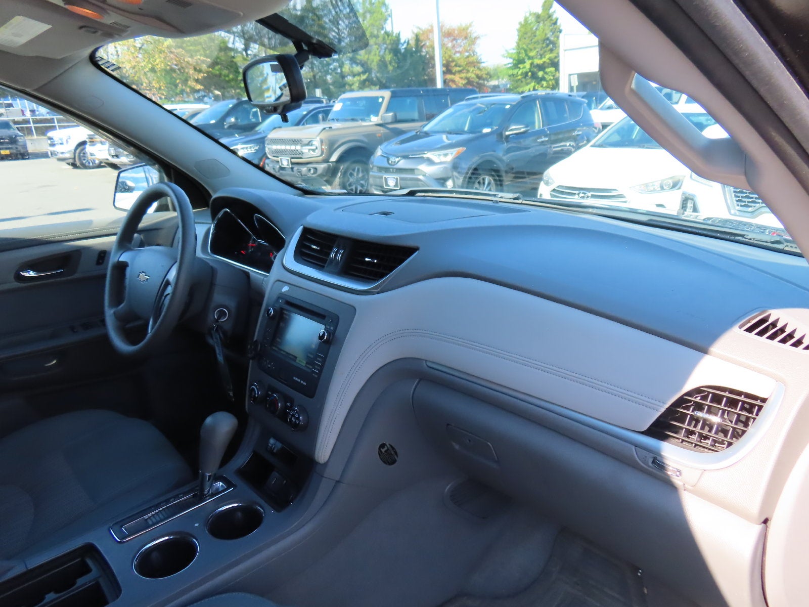 2017 Chevrolet Traverse LS