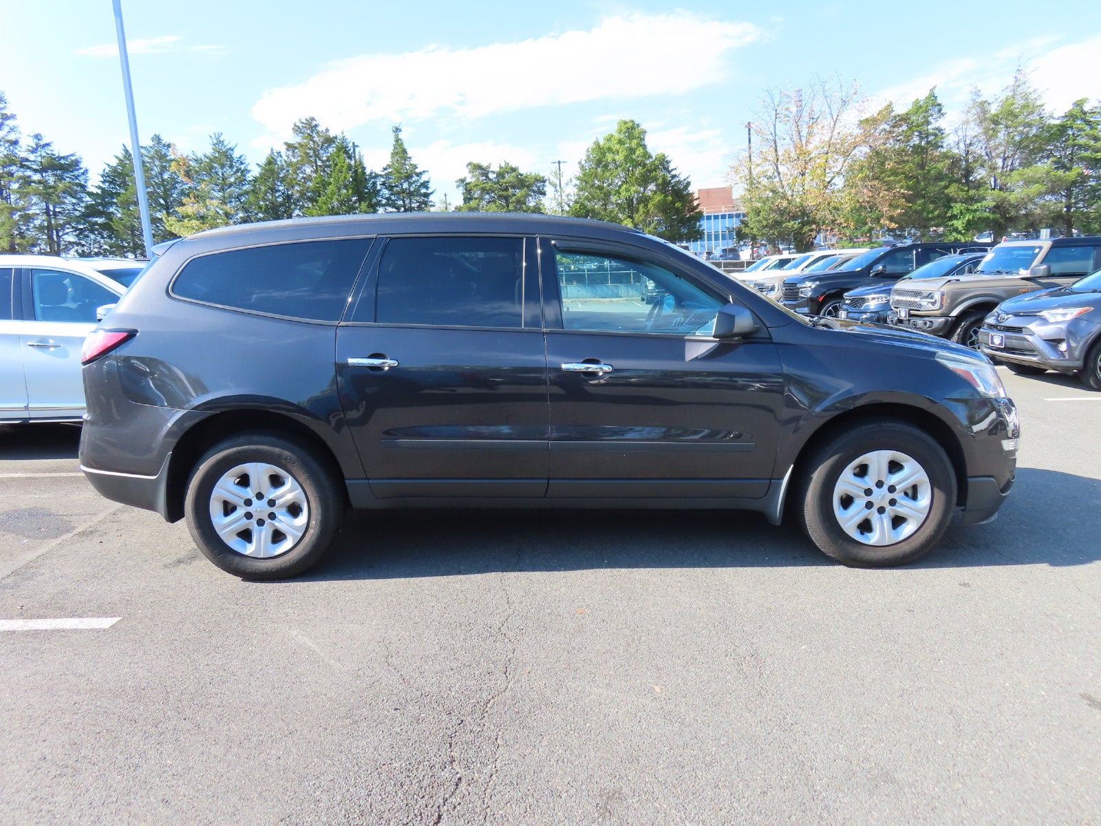 2017 Chevrolet Traverse LS