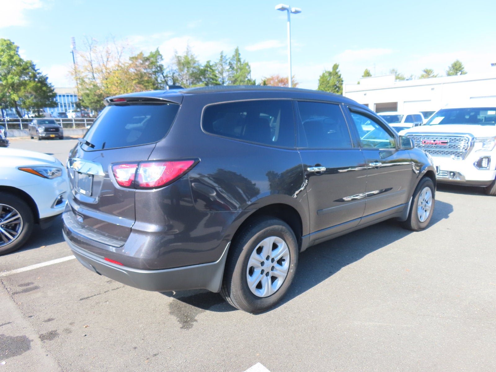 2017 Chevrolet Traverse LS