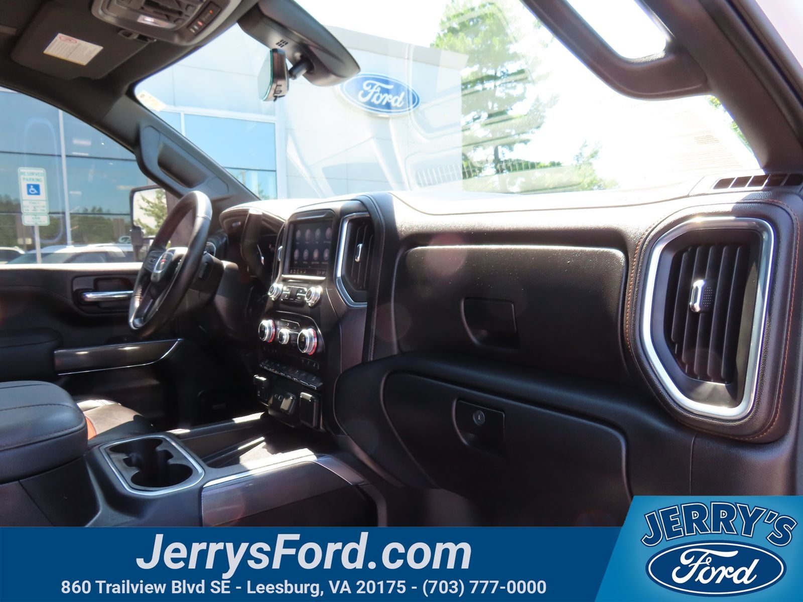 2023 GMC Sierra 2500HD AT4