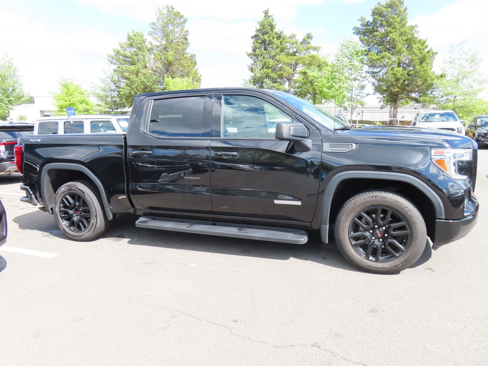 2022 GMC Sierra 1500 Limited Elevation