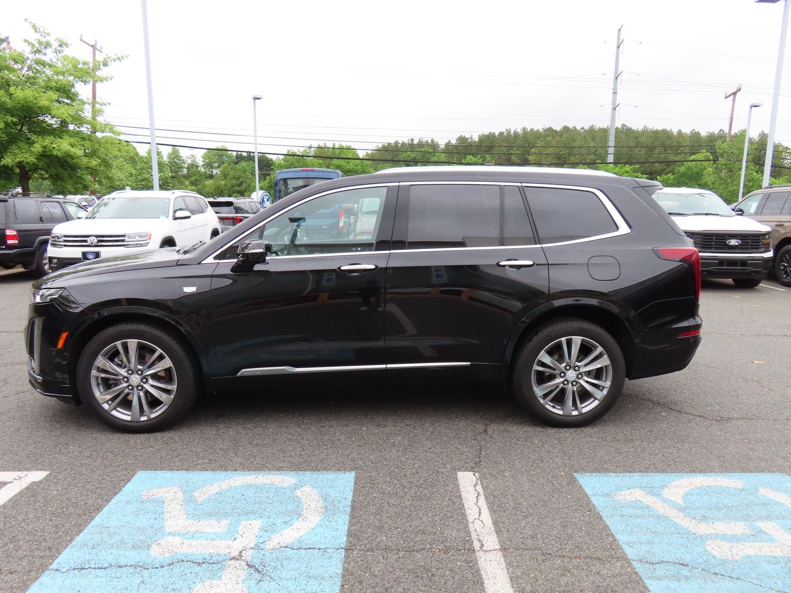 2023 Cadillac XT6 Premium Luxury