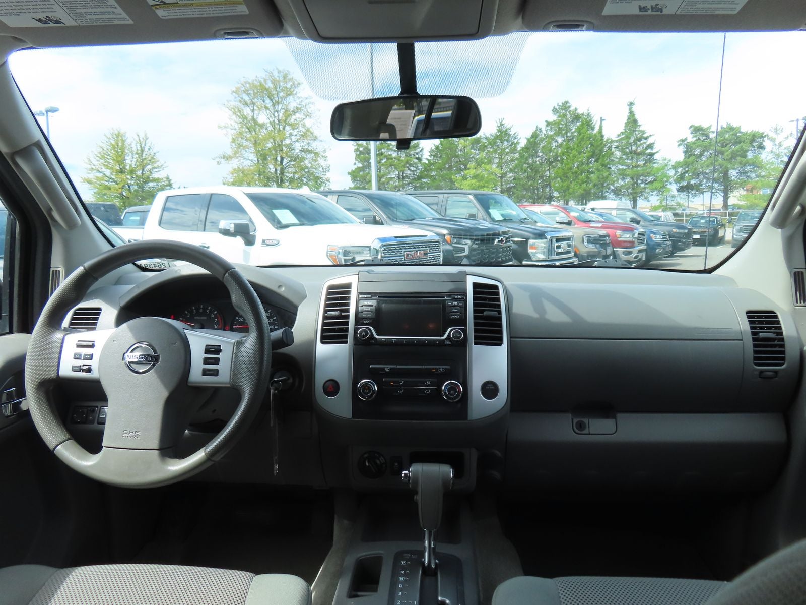 2016 Nissan Frontier SV