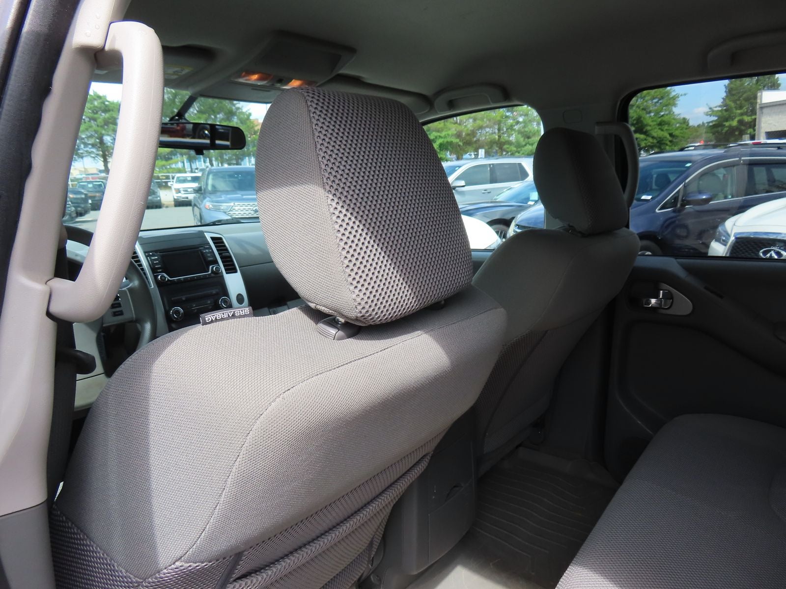 2016 Nissan Frontier SV