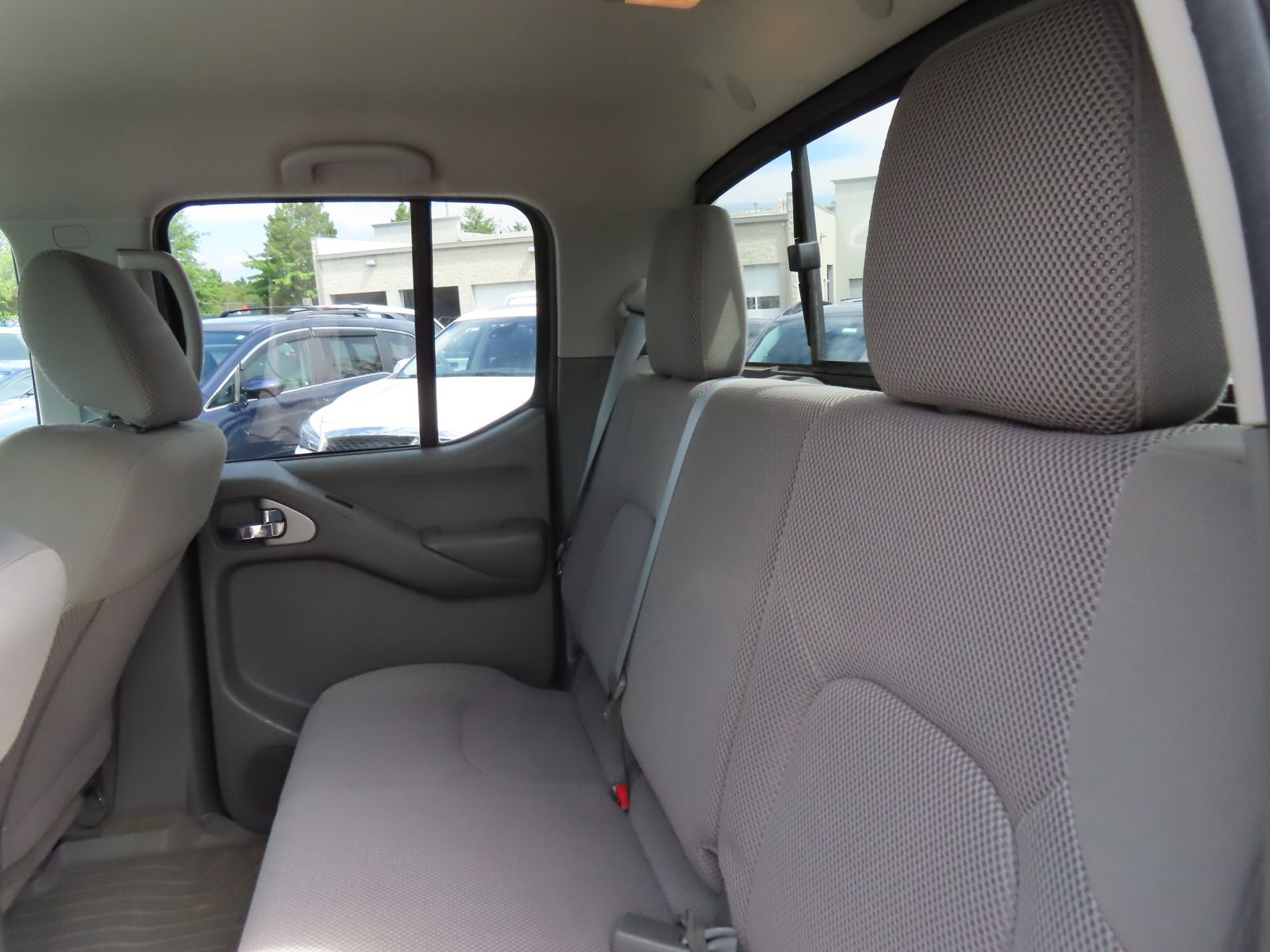 2016 Nissan Frontier SV