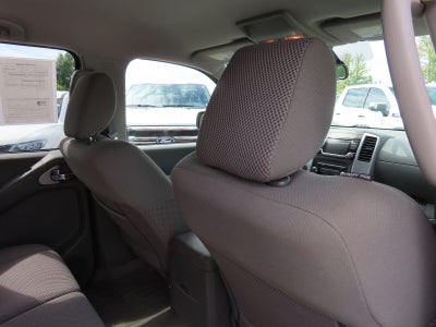 2016 Nissan Frontier SV