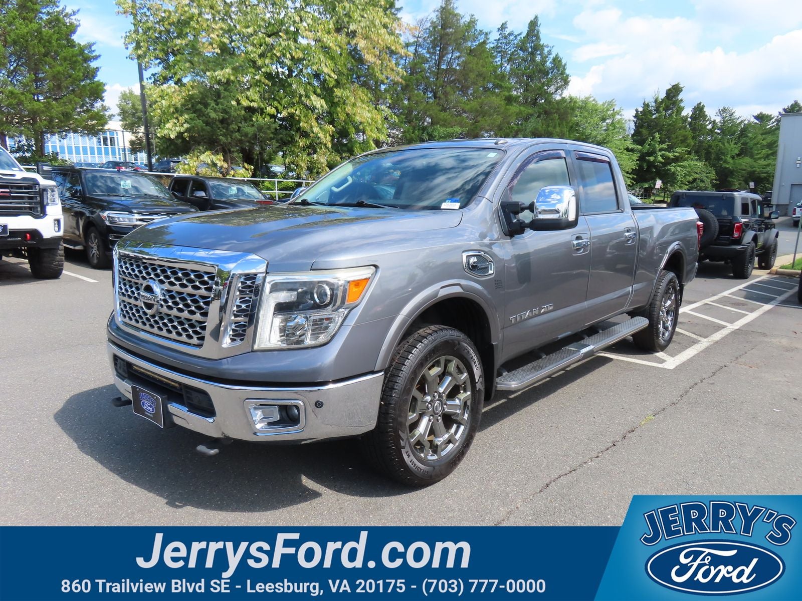 2017 Nissan Titan XD SL