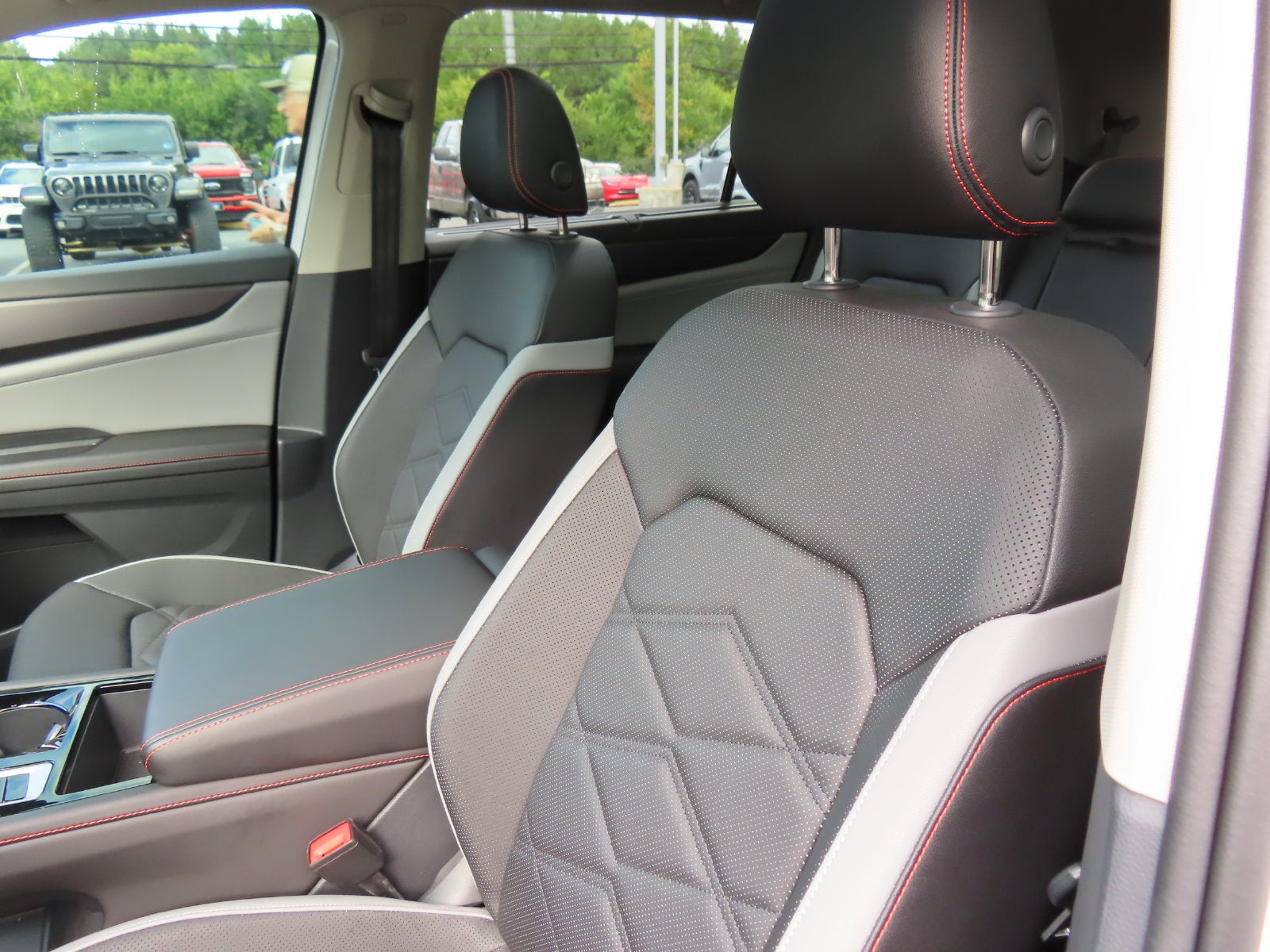 2025 Volkswagen Atlas 2.0T Peak Edition