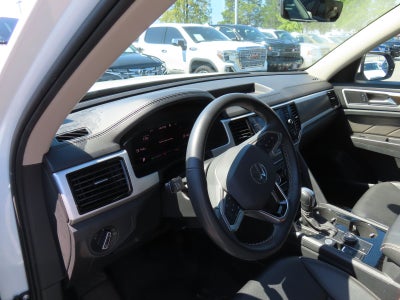 2022 Volkswagen Atlas 3.6L V6 SE w/Technology