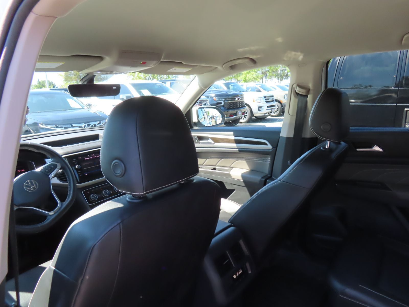 2022 Volkswagen Atlas 3.6L V6 SE w/Technology