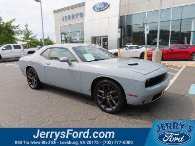 2022 Dodge Challenger SXT