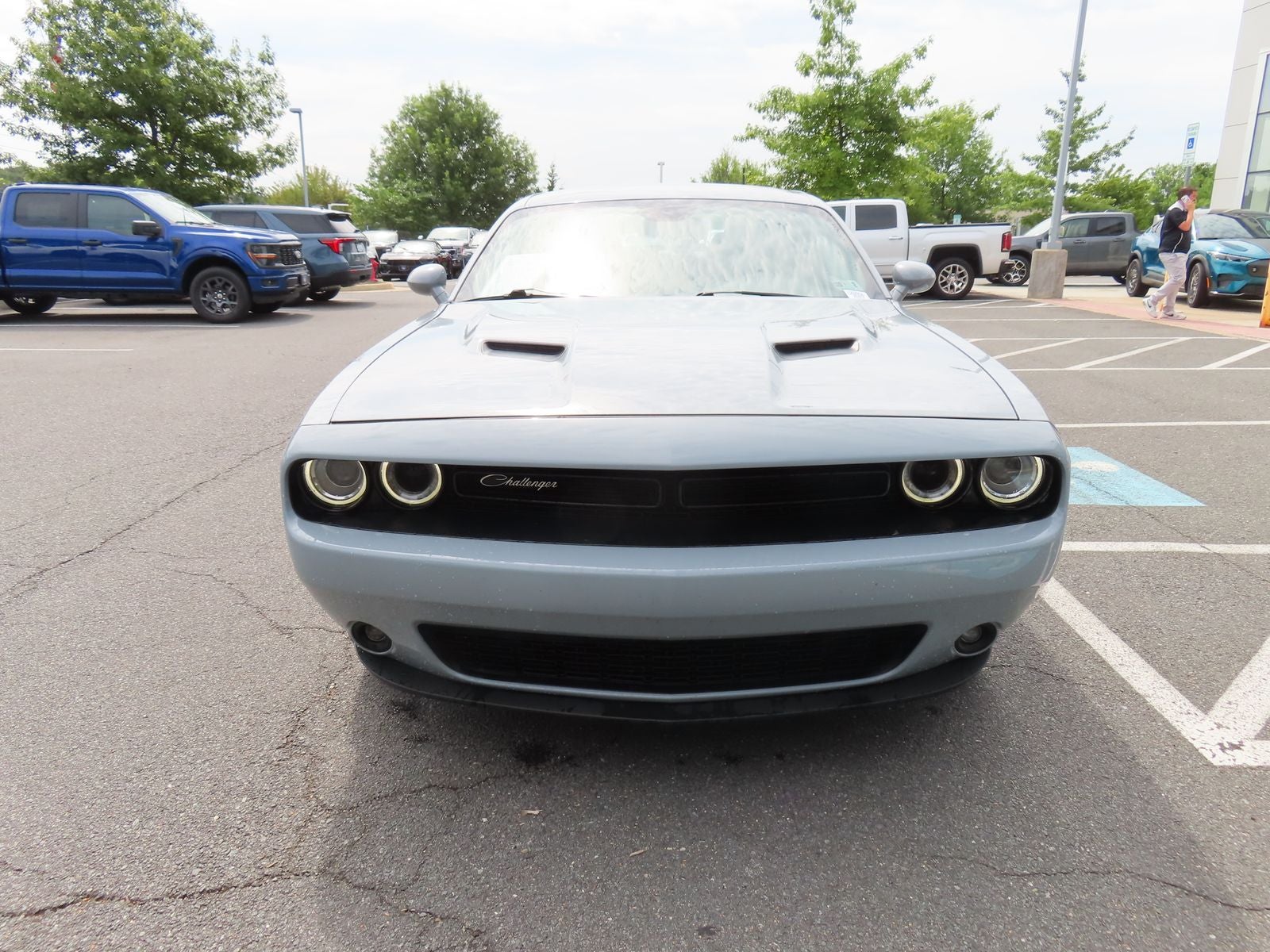 2022 Dodge Challenger SXT