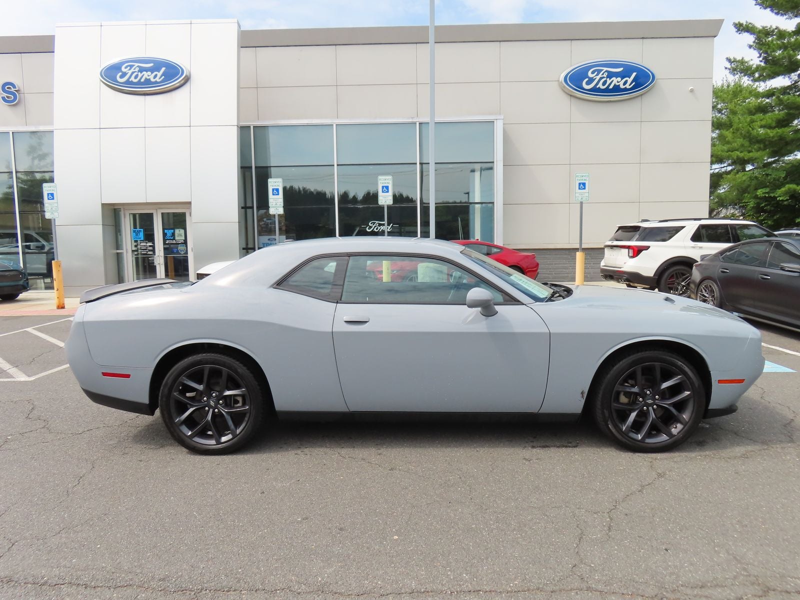 2022 Dodge Challenger SXT