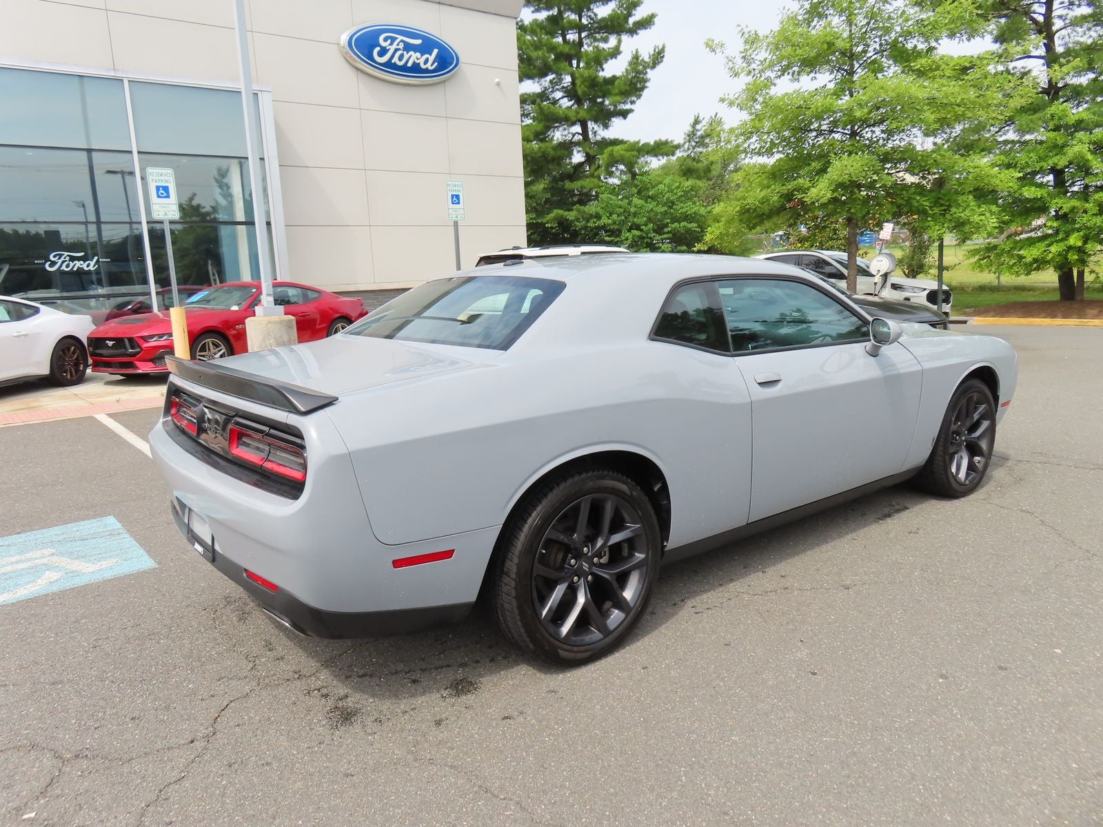 2022 Dodge Challenger SXT