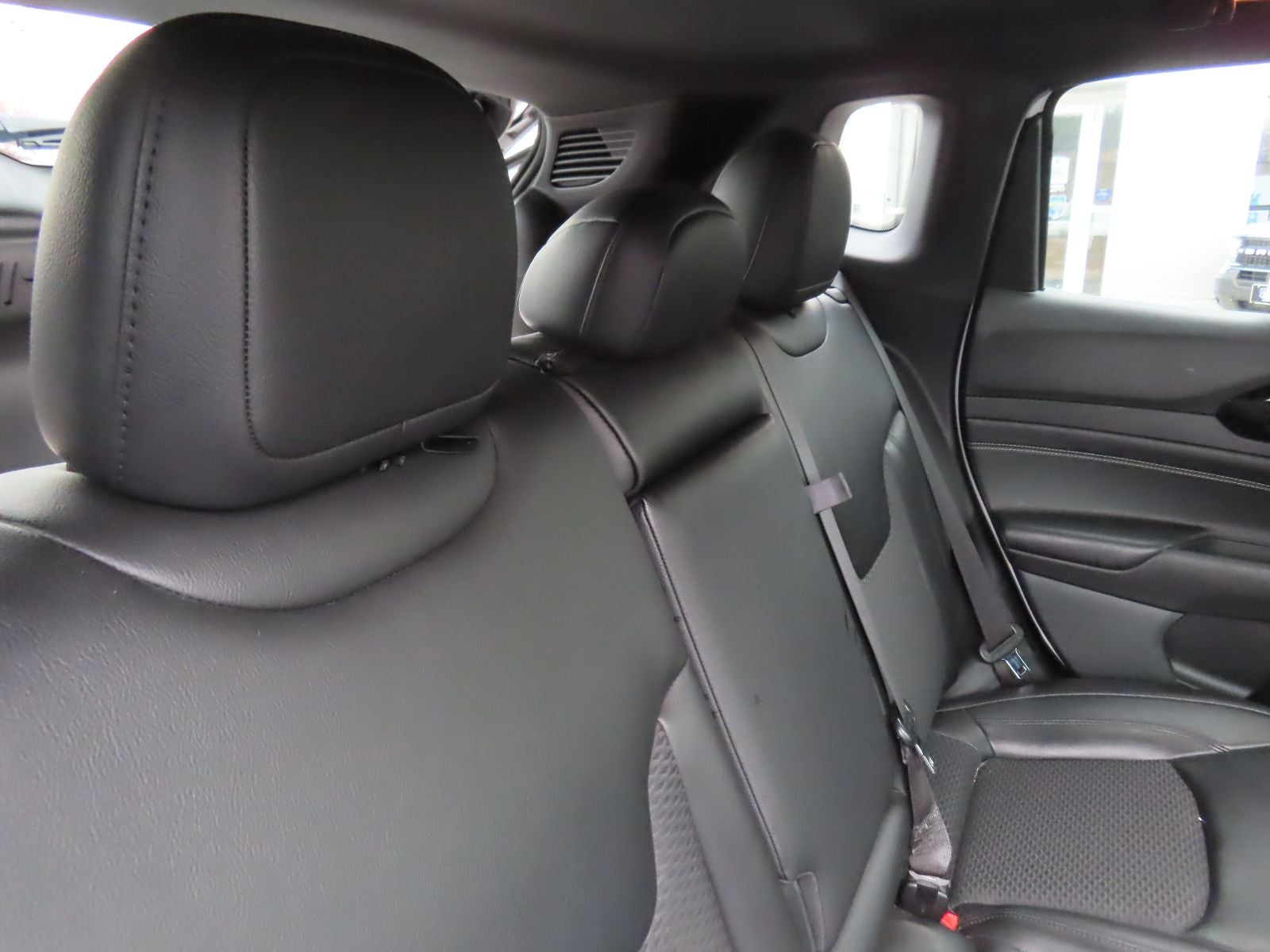 2022 Jeep Compass Altitude