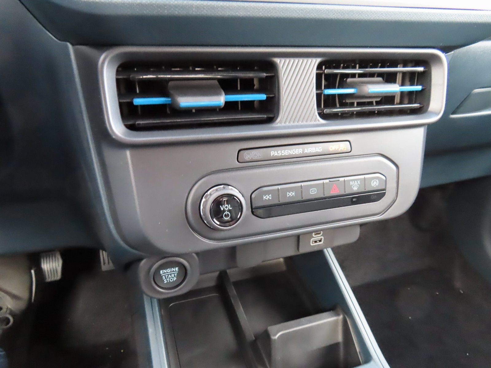 2026 Ford Maverick Lobo Standard 402A