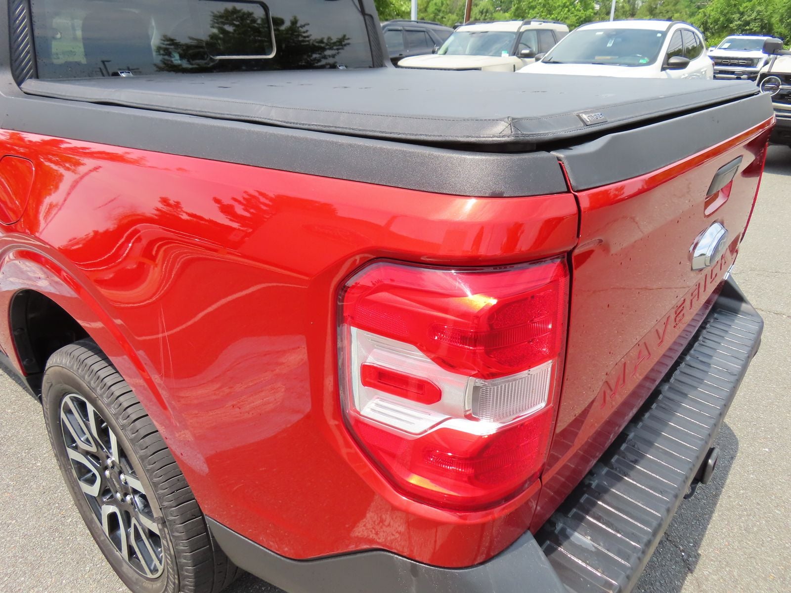 2023 Ford Maverick Lariat