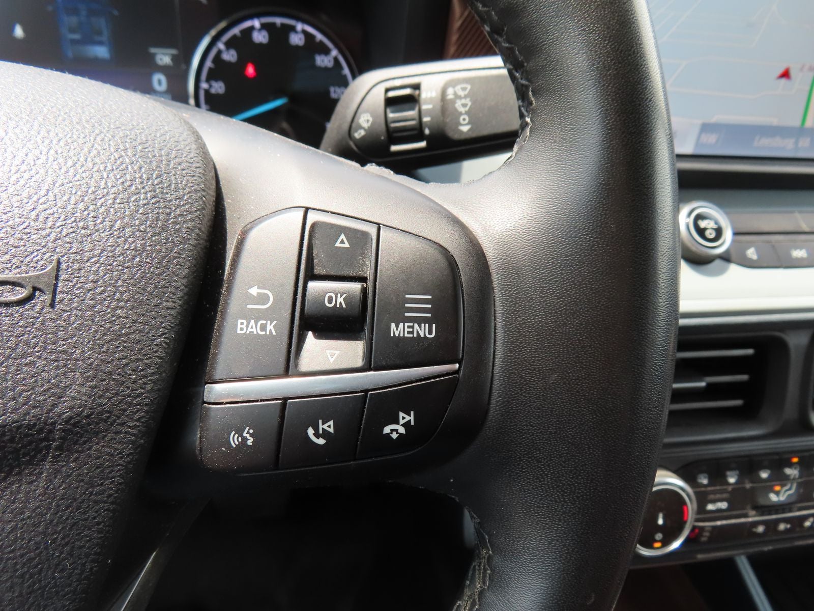 2023 Ford Maverick Lariat