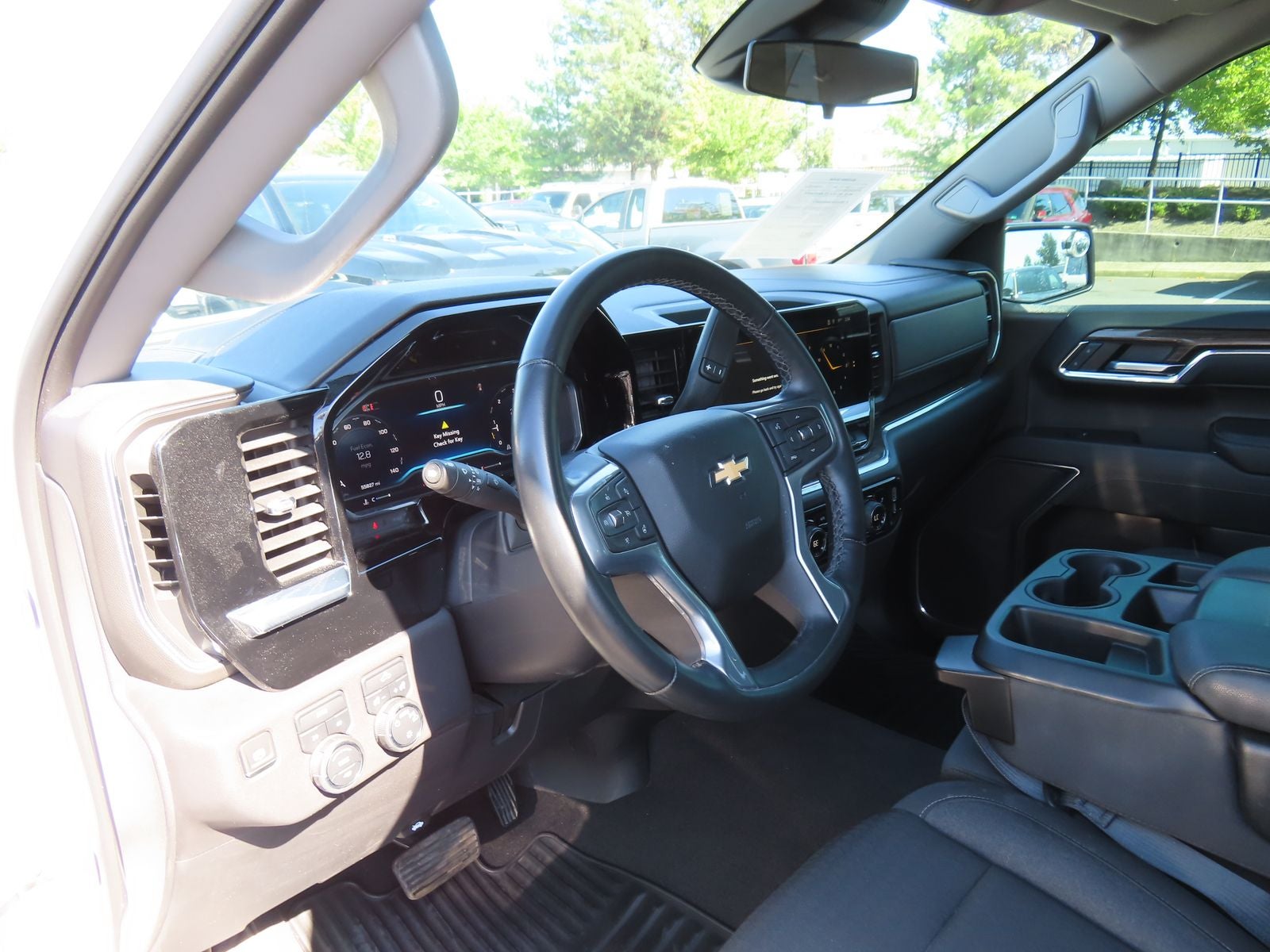 2024 Chevrolet Silverado 1500 LT LT1