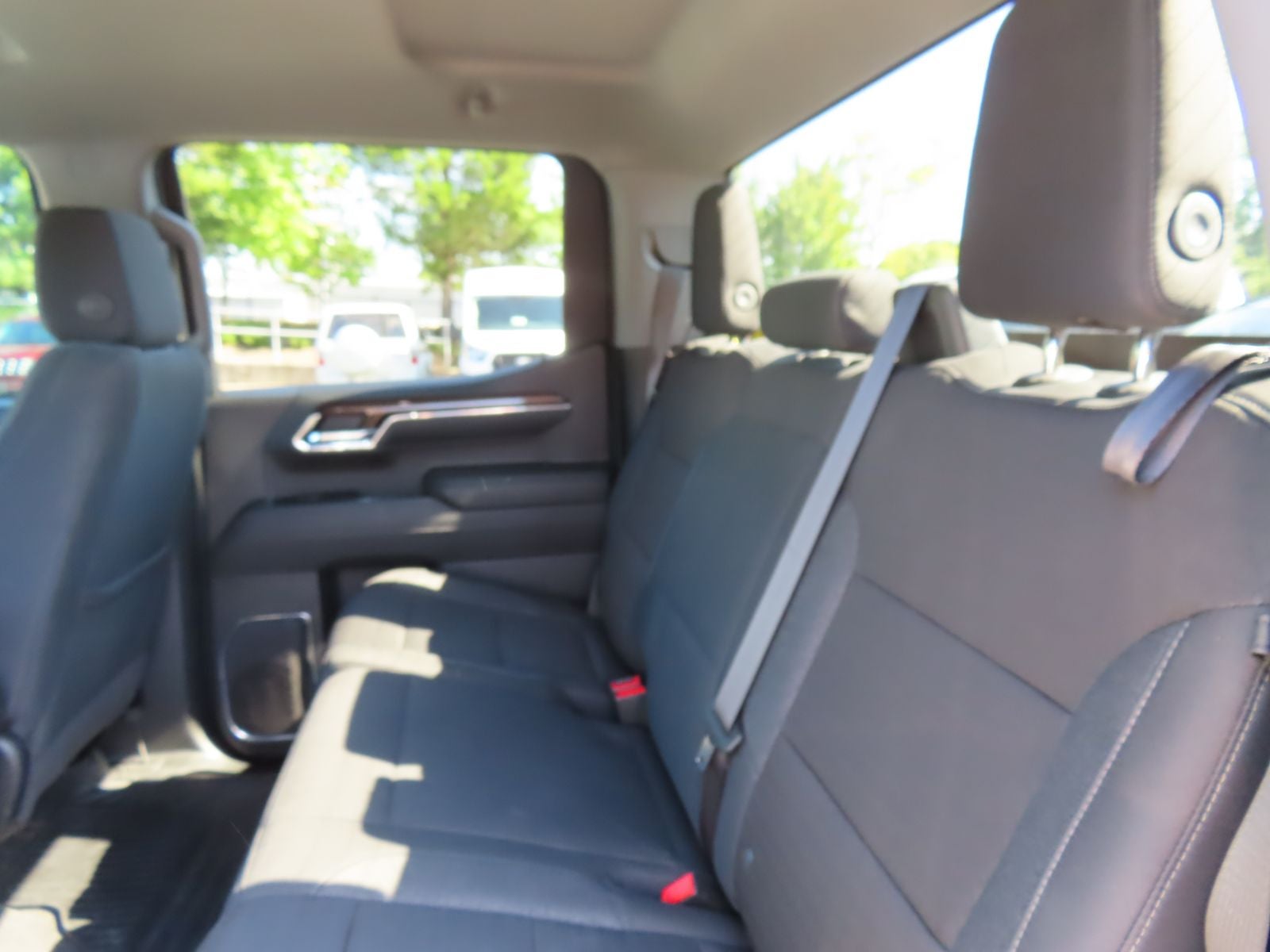 2024 Chevrolet Silverado 1500 LT LT1