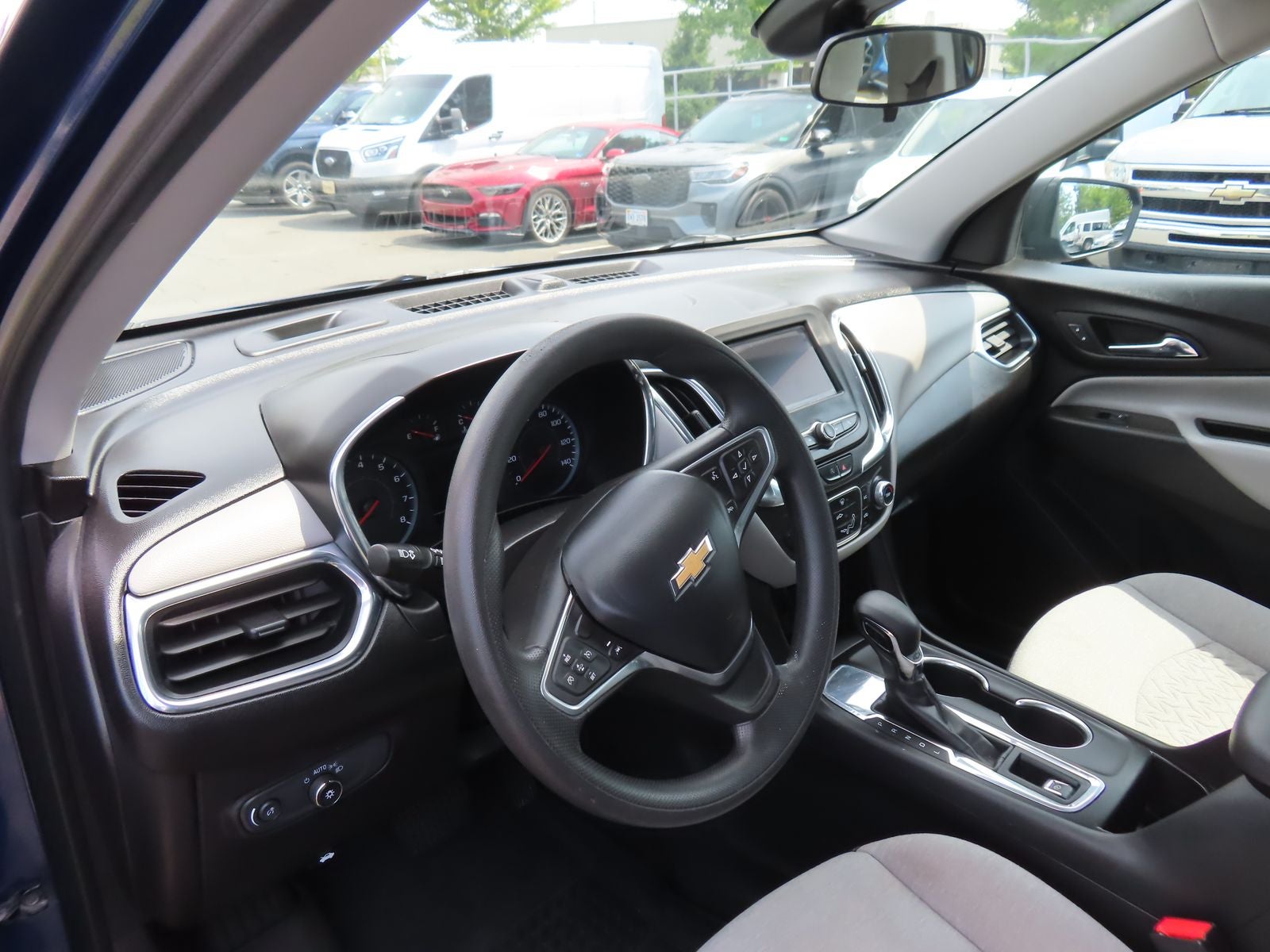2023 Chevrolet Equinox LS