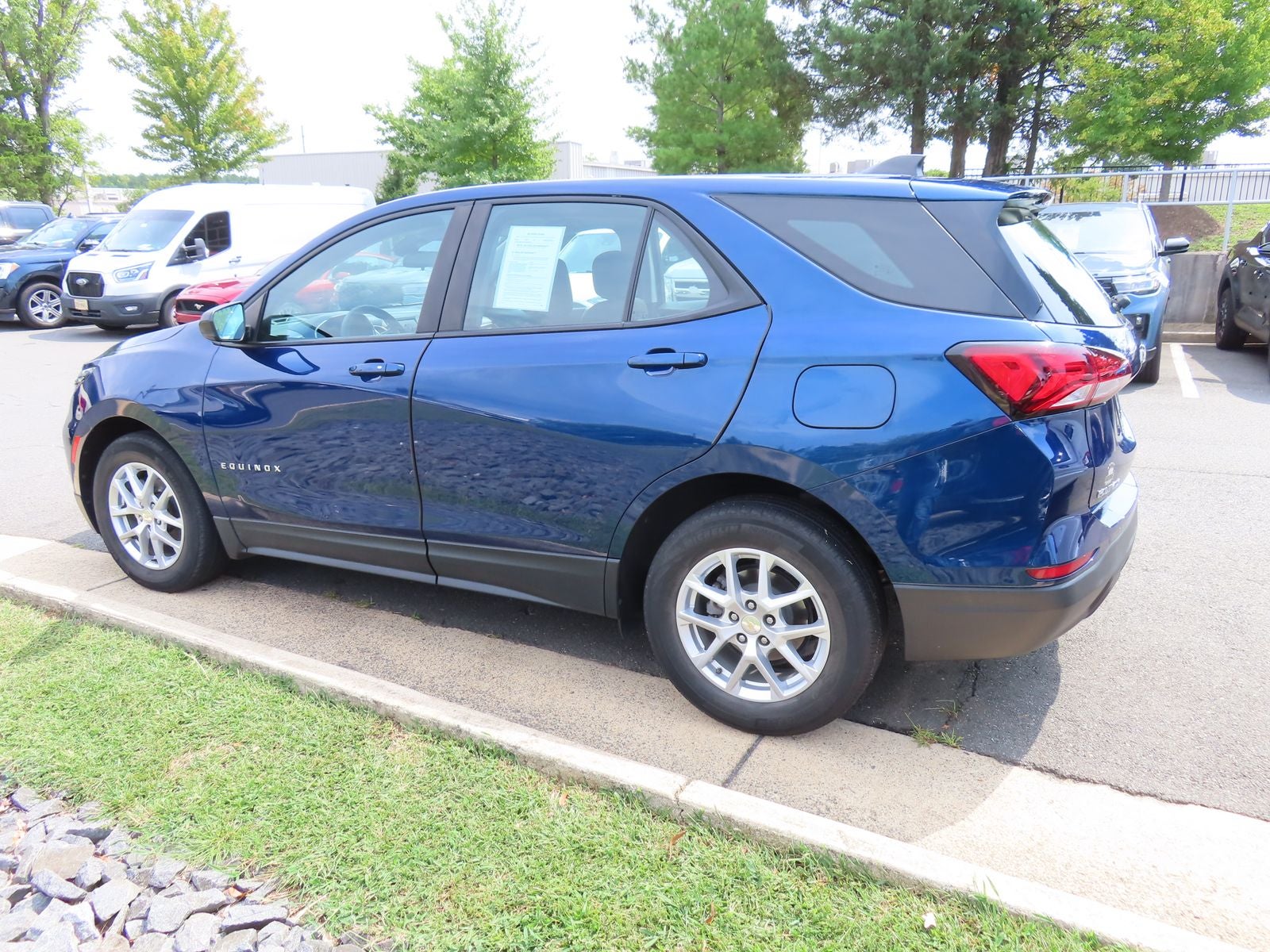 2023 Chevrolet Equinox LS